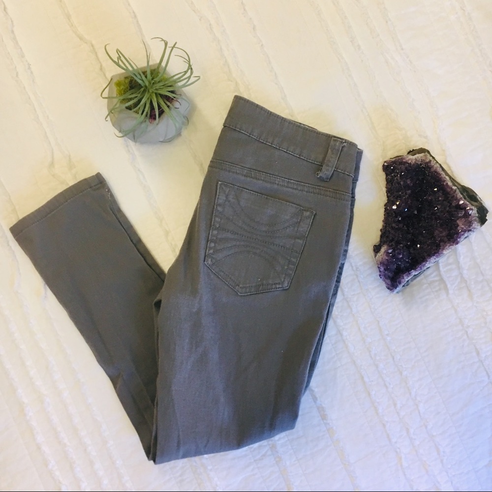 Grey Skinny Capri Pants